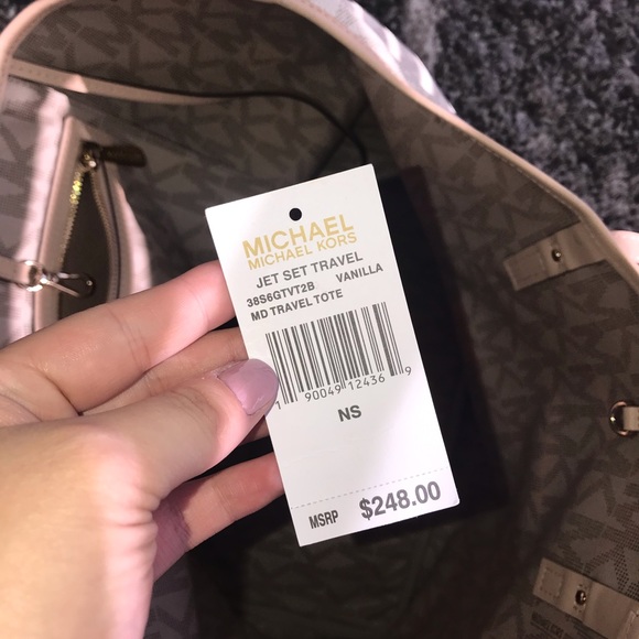 Michael Kors Large Jet Set Tote WT - Picture 6 of 6